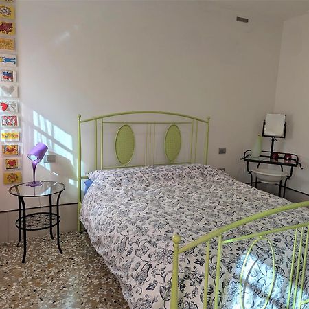 ヴェネツィアA Casa Di Peplisアパートメント エクステリア 写真