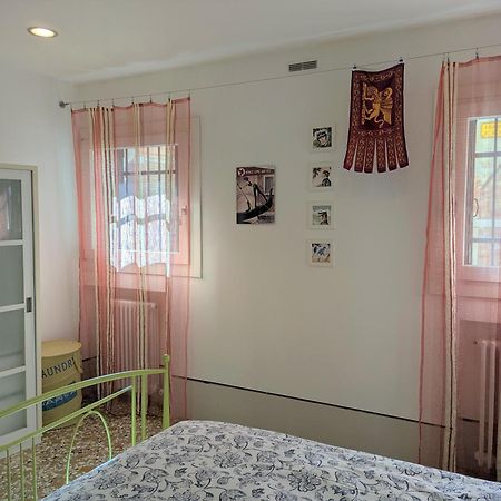 ヴェネツィアA Casa Di Peplisアパートメント エクステリア 写真